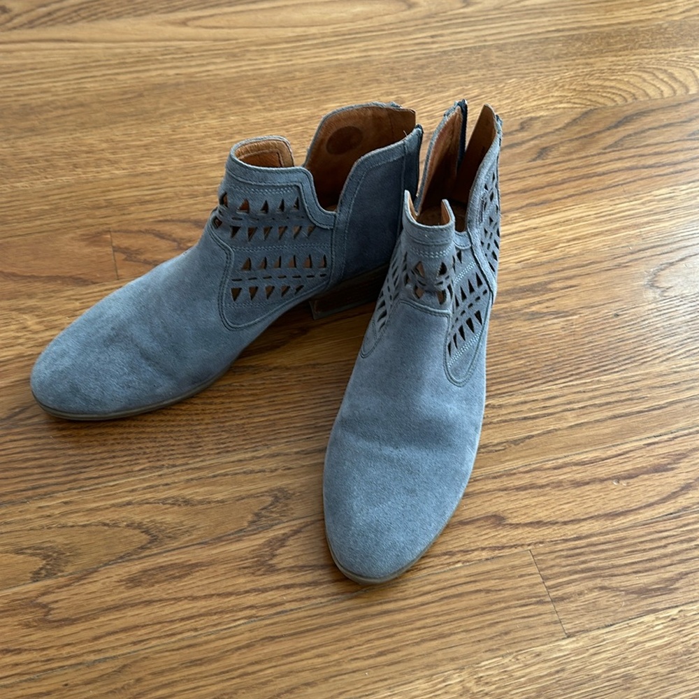 Pikolinos booties